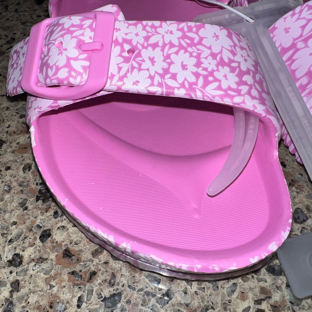 Shade & Shore Pink Floral Buckle Sandals - Picture 2 of 4